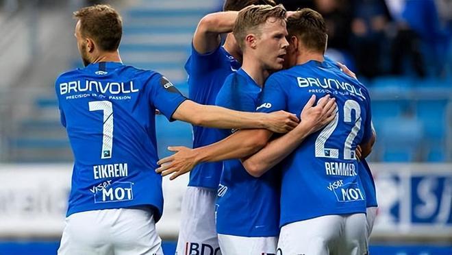 十人毕包3-2客胜拉帕，伊尼亚基助攻戴帽，尼科斩新赛季首球