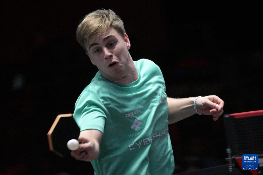 在两三次德 在两三次德