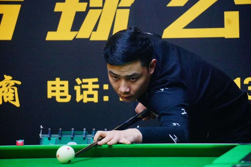 东契奇成为湖人队史第三位连续两场拿35分+10助攻的球员
